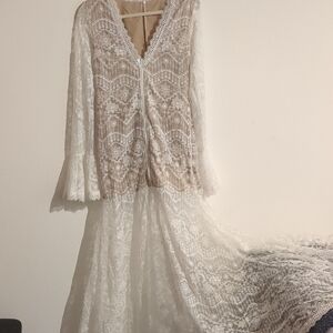 Elegant Lace Maxi Dress